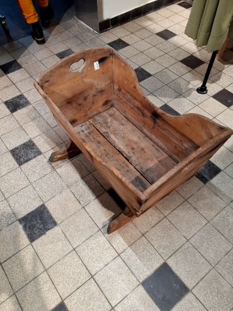 Vugge antik